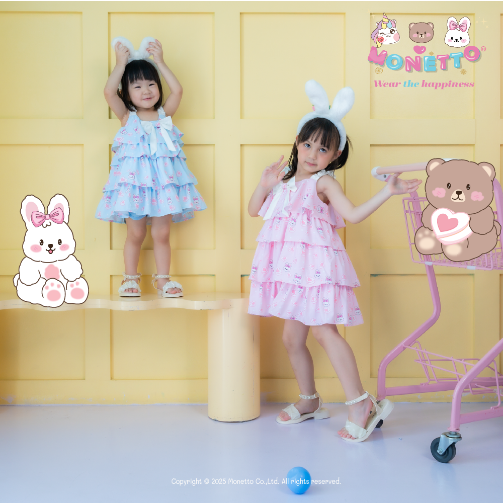 Monetto Rabbit เดรสระบายสี่ชั้น ผ้าพิมพ์ลายกระต่ายเนเน่ หัวใจ signature